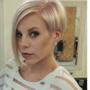 Meet your Posher, Janna